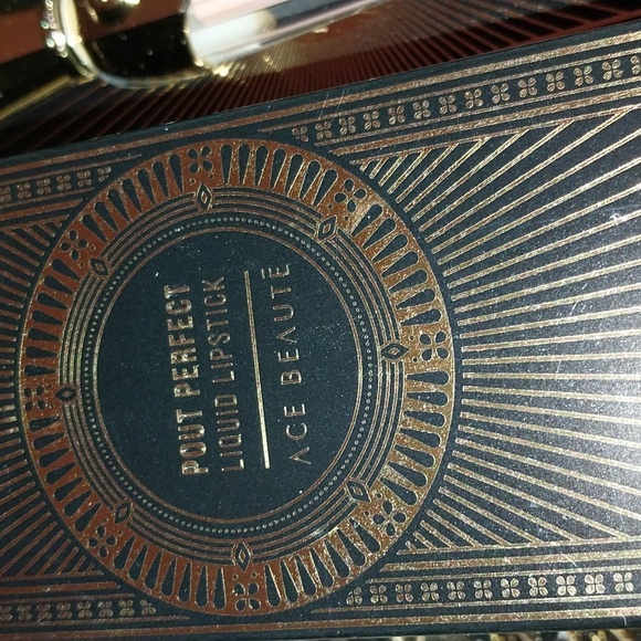 ACE BEAUTY POUF PERFECT PERFECT LIQUID LIPSTICK IN COLOR. PERFECT TO WAIT. - Picture 2 of 12